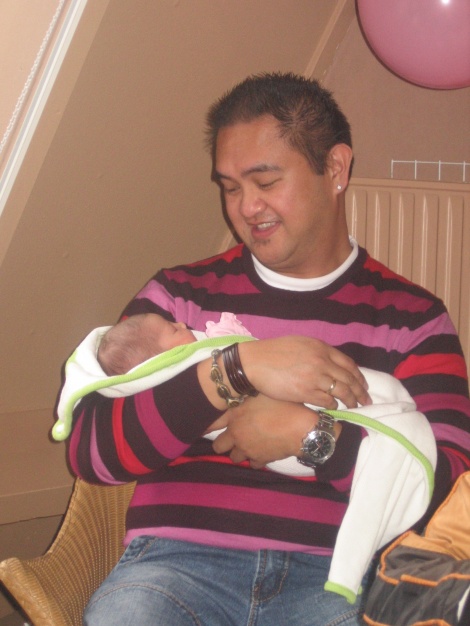 En dit is Jambat Runtuwailan...een vriend van mijn ouders...en papa kent hem al meer dan 25 jaar!!