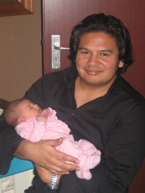 Dit is Alex Eijsbroek...een goede (muziek)vriend van papa en mama..helemaal gekomen uit Almelo!!
